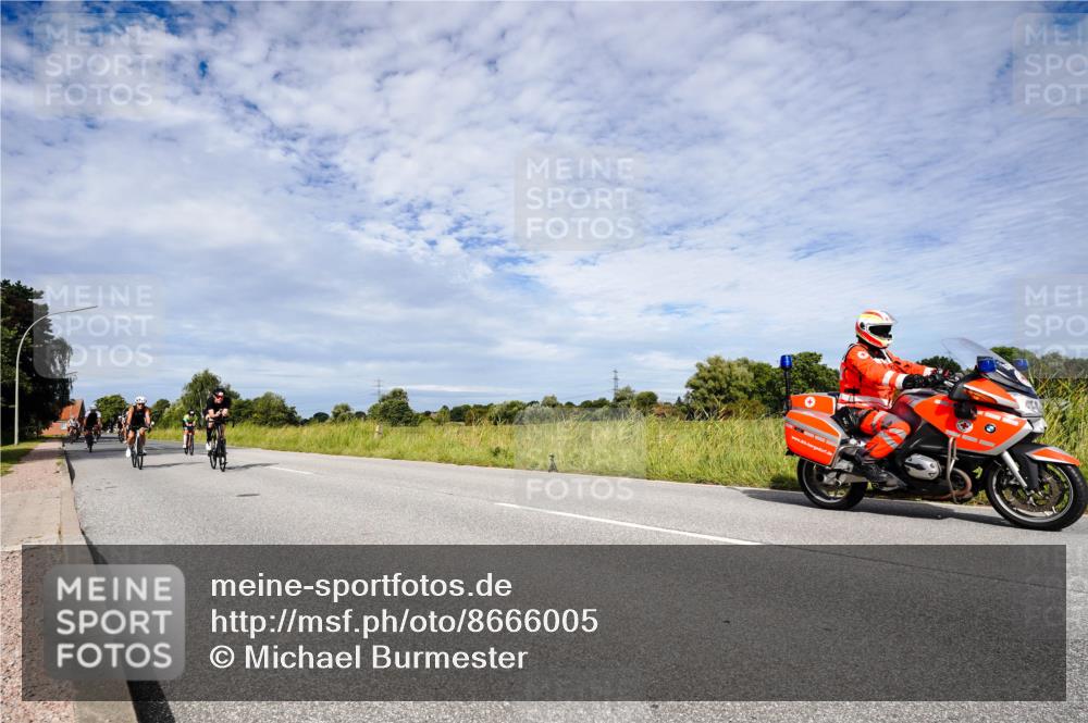 31.08.2025 - Elbe Triathlon Hamburg Michael Burmester http://msf.ph/oto/8666005 31.08.2025 10:22:56 Radfahren 698, 747, 762, 792, 805, 871, 942, 963, 971, 978, 1007, 1063, 1067 meine-sportfotos.de