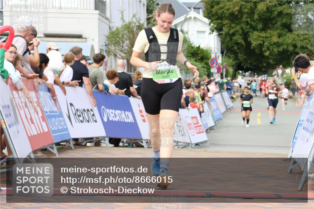 31.08.2025 - 21. Blankeneser Heldenlauf Strokosch-Dieckow http://msf.ph/oto/8666015 31.08.2025 11:17:32 Ziel 3536, 3243 meine-sportfotos.de