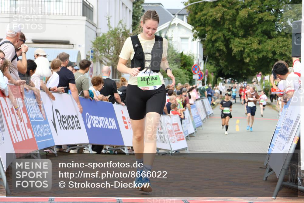 31.08.2025 - 21. Blankeneser Heldenlauf Strokosch-Dieckow http://msf.ph/oto/8666022 31.08.2025 11:17:32 Ziel 3536, 3243 meine-sportfotos.de