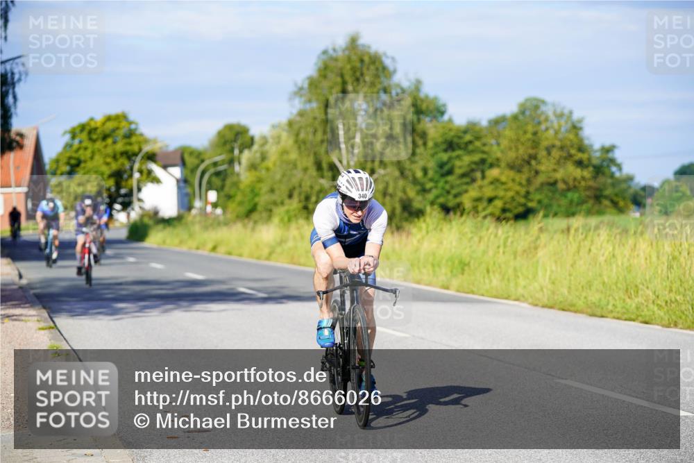 31.08.2025 - Elbe Triathlon Hamburg Michael Burmester http://msf.ph/oto/8666026 31.08.2025 09:33:35 Radfahren 283, 314, 330, 340, 439, 504, 547, 589, 636, 726 meine-sportfotos.de