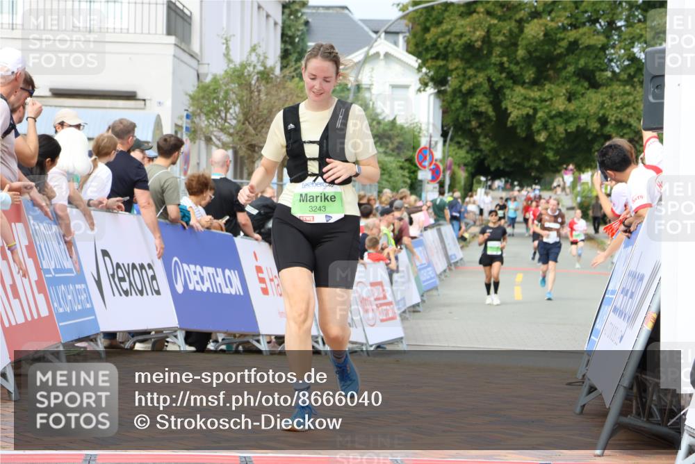 31.08.2025 - 21. Blankeneser Heldenlauf Strokosch-Dieckow http://msf.ph/oto/8666040 31.08.2025 11:17:32 Ziel 3536, 3243 meine-sportfotos.de
