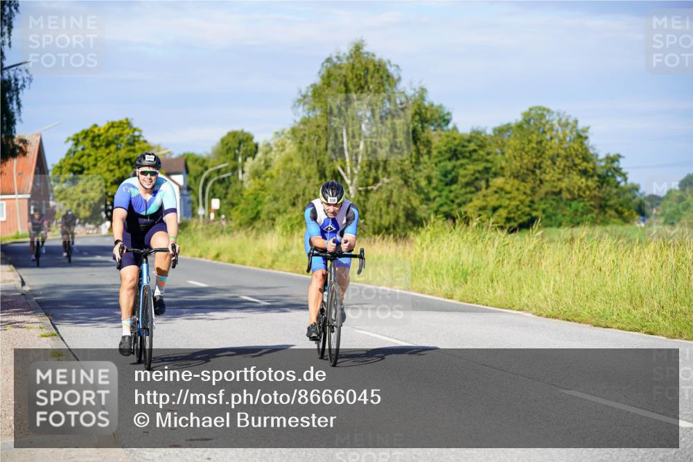 31.08.2025 - Elbe Triathlon Hamburg Michael Burmester http://msf.ph/oto/8666045 31.08.2025 09:33:39 Radfahren 173, 330, 439, 494, 504, 589 meine-sportfotos.de
