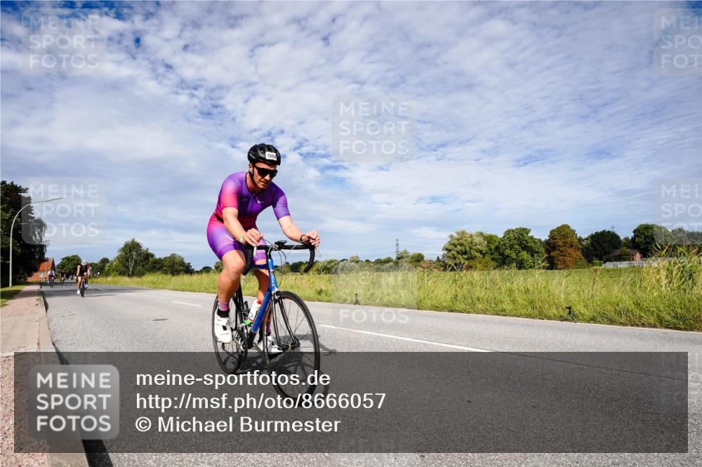 31.08.2025 - Elbe Triathlon Hamburg Michael Burmester http://msf.ph/oto/8666057 31.08.2025 10:23:27 Radfahren 399, 812, 1037, 1088, 1093 meine-sportfotos.de
