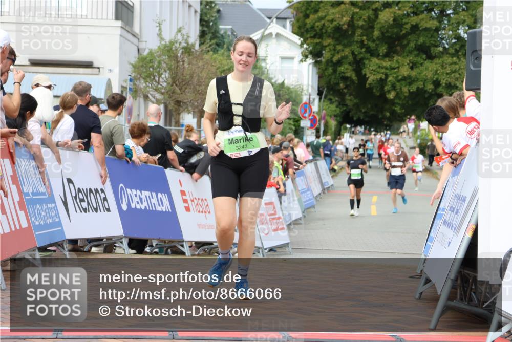 31.08.2025 - 21. Blankeneser Heldenlauf Strokosch-Dieckow http://msf.ph/oto/8666066 31.08.2025 11:17:32 Ziel 3536, 3243 meine-sportfotos.de