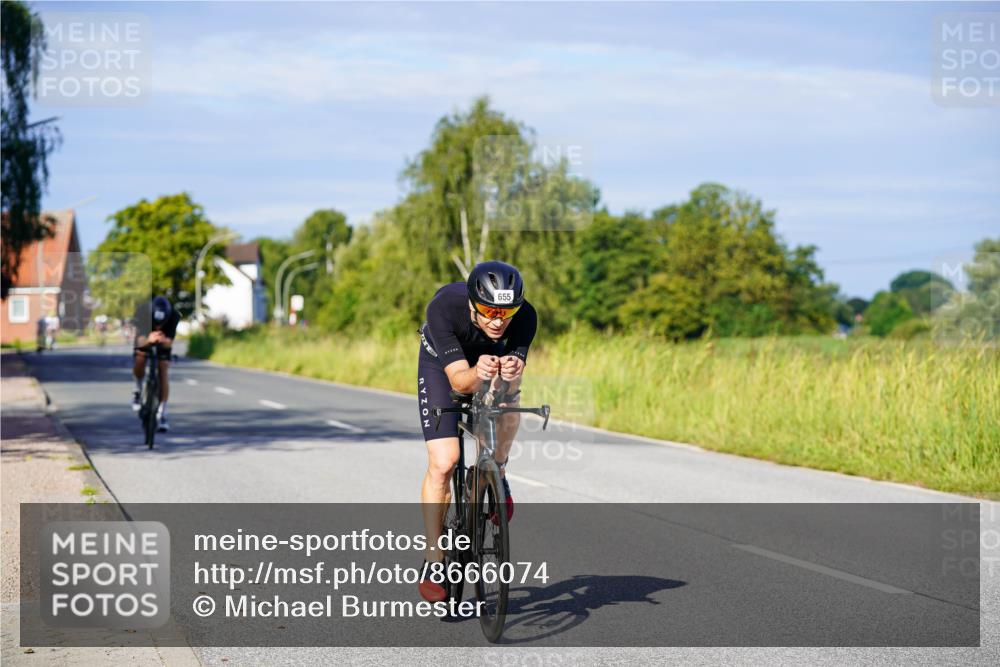 31.08.2025 - Elbe Triathlon Hamburg Michael Burmester http://msf.ph/oto/8666074 31.08.2025 09:33:50 Radfahren 458, 655 meine-sportfotos.de