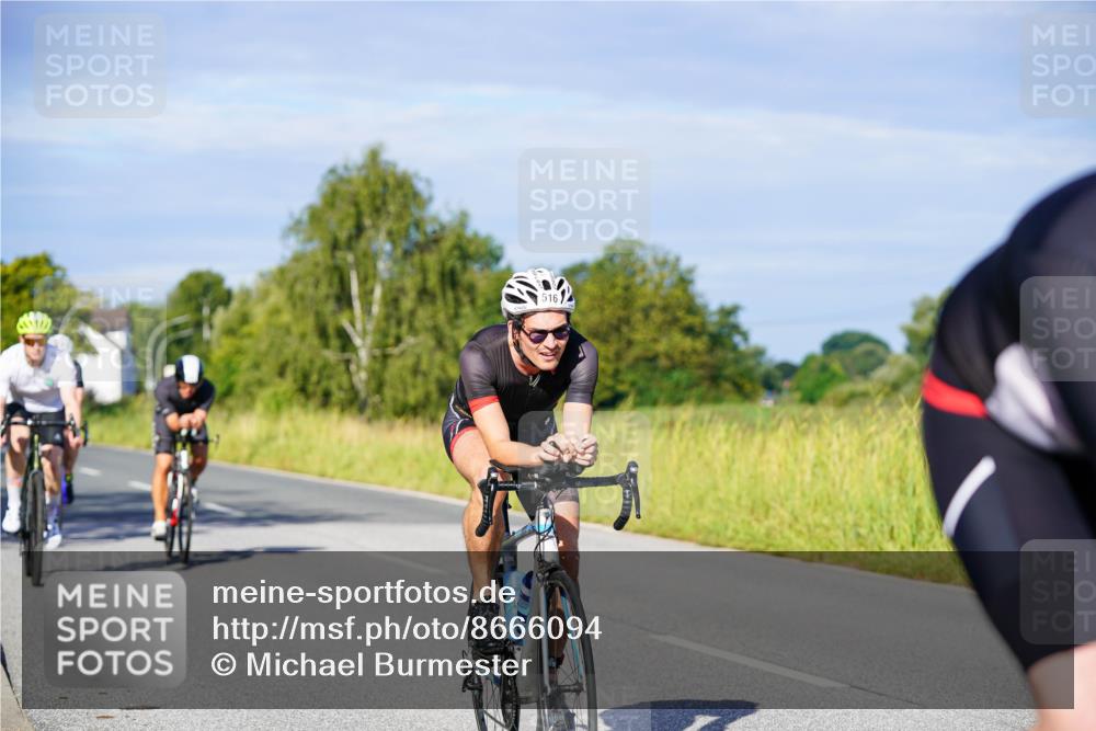 31.08.2025 - Elbe Triathlon Hamburg Michael Burmester http://msf.ph/oto/8666094 31.08.2025 09:34:04 Radfahren 319, 367, 416, 480, 515, 516, 545, 682, 696 meine-sportfotos.de