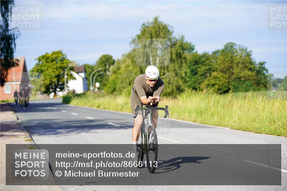 31.08.2025 - Elbe Triathlon Hamburg Michael Burmester http://msf.ph/oto/8666113 31.08.2025 09:34:09 Radfahren 319, 416, 515, 710 meine-sportfotos.de