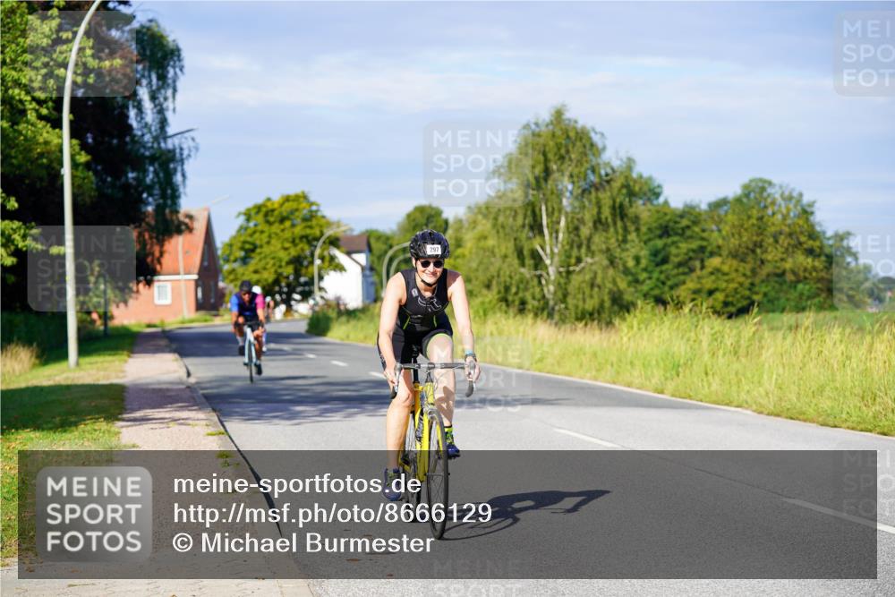 31.08.2025 - Elbe Triathlon Hamburg Michael Burmester http://msf.ph/oto/8666129 31.08.2025 09:34:16 Radfahren 297, 342, 612, 710 meine-sportfotos.de