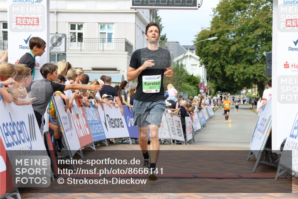 31.08.2025 - 21. Blankeneser Heldenlauf Strokosch-Dieckow http://msf.ph/oto/8666141 31.08.2025 10:58:49 Ziel 3077 meine-sportfotos.de