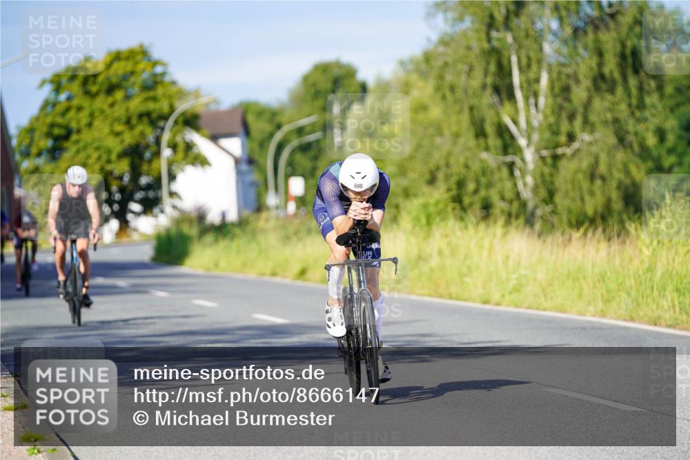 31.08.2025 - Elbe Triathlon Hamburg Michael Burmester http://msf.ph/oto/8666147 31.08.2025 09:34:29 Radfahren 257, 600, 739 meine-sportfotos.de