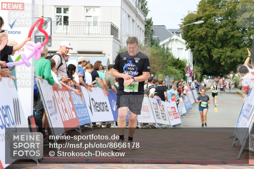 31.08.2025 - 21. Blankeneser Heldenlauf Strokosch-Dieckow http://msf.ph/oto/8666178 31.08.2025 11:17:19 Ziel 3612, 3133 meine-sportfotos.de