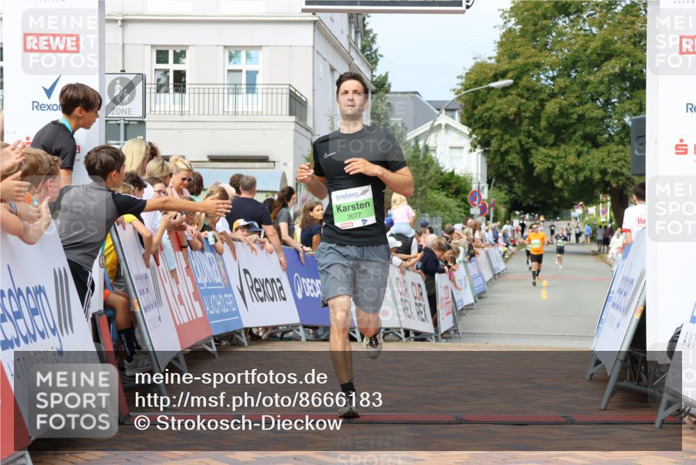 31.08.2025 - 21. Blankeneser Heldenlauf Strokosch-Dieckow http://msf.ph/oto/8666183 31.08.2025 10:58:49 Ziel 3077 meine-sportfotos.de