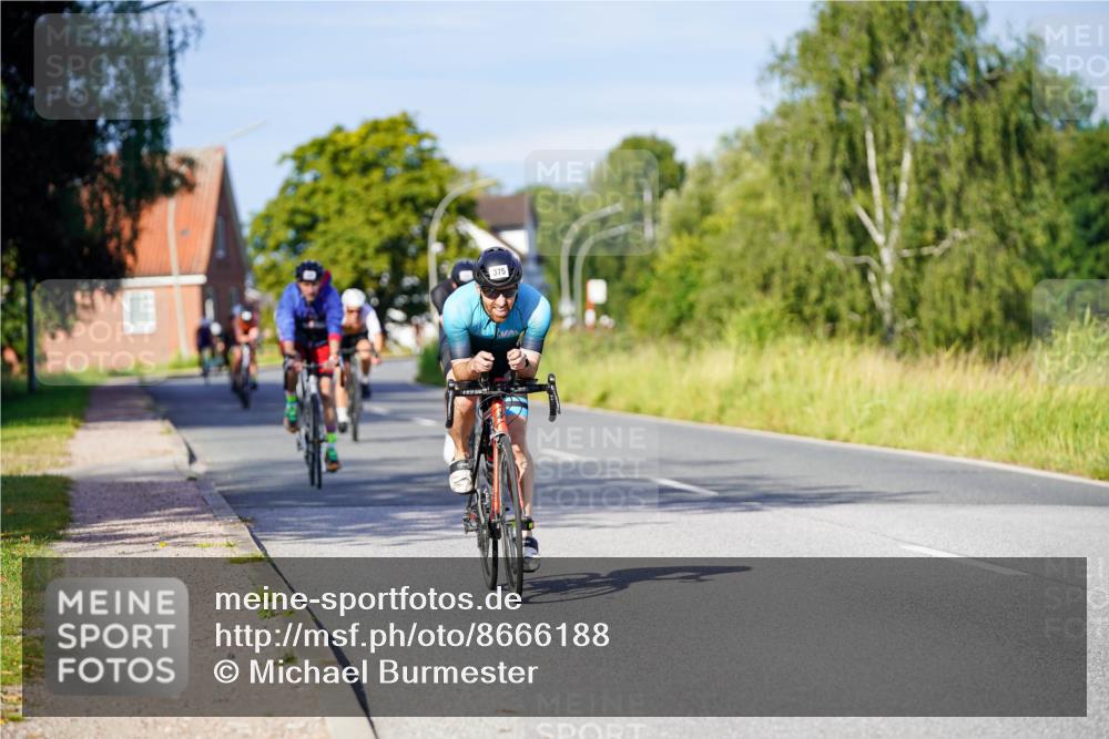 31.08.2025 - Elbe Triathlon Hamburg Michael Burmester http://msf.ph/oto/8666188 31.08.2025 09:34:52 Radfahren 375, 422, 440, 441, 537, 568, 606, 727 meine-sportfotos.de