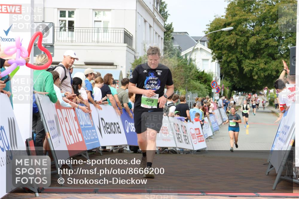 31.08.2025 - 21. Blankeneser Heldenlauf Strokosch-Dieckow http://msf.ph/oto/8666200 31.08.2025 11:17:19 Ziel 3612, 3133 meine-sportfotos.de
