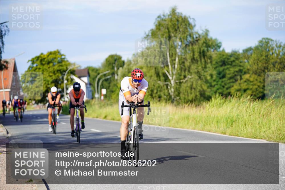 31.08.2025 - Elbe Triathlon Hamburg Michael Burmester http://msf.ph/oto/8666202 31.08.2025 09:34:57 Radfahren 264, 422, 428, 440, 537, 568, 606, 727 meine-sportfotos.de