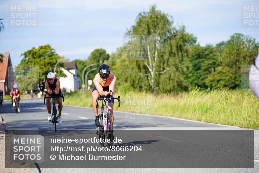 31.08.2025 - Elbe Triathlon Hamburg Michael Burmester http://msf.ph/oto/8666204 31.08.2025 09:34:58 Radfahren 264, 422, 428, 440, 537, 606, 727 meine-sportfotos.de