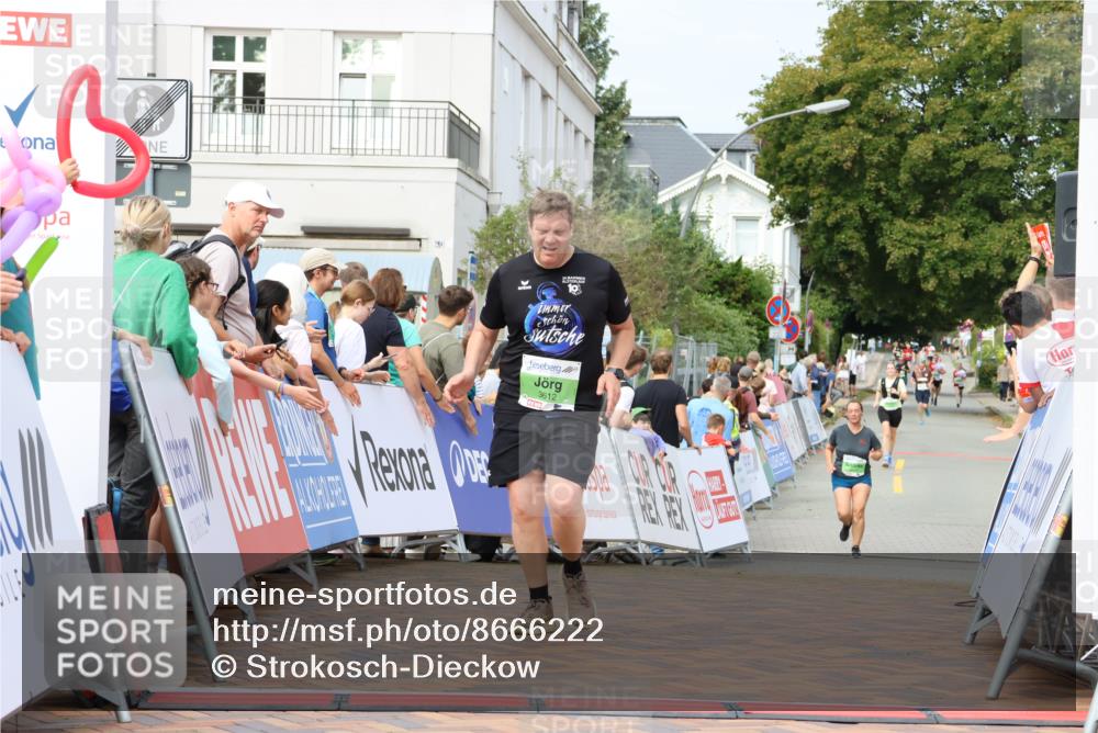 31.08.2025 - 21. Blankeneser Heldenlauf Strokosch-Dieckow http://msf.ph/oto/8666222 31.08.2025 11:17:19 Ziel 3612, 3133 meine-sportfotos.de