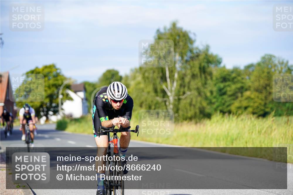 31.08.2025 - Elbe Triathlon Hamburg Michael Burmester http://msf.ph/oto/8666240 31.08.2025 09:35:07 Radfahren 425, 446, 447, 730 meine-sportfotos.de