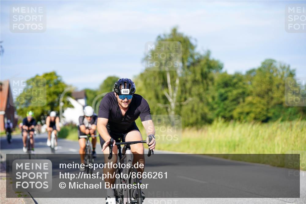 31.08.2025 - Elbe Triathlon Hamburg Michael Burmester http://msf.ph/oto/8666261 31.08.2025 09:35:13 Radfahren 250, 425, 446, 532, 730, 766 meine-sportfotos.de