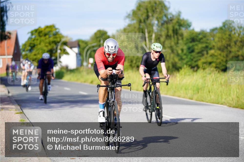 31.08.2025 - Elbe Triathlon Hamburg Michael Burmester http://msf.ph/oto/8666289 31.08.2025 09:35:27 Radfahren 272, 276, 412, 468, 492, 595, 603, 658, 764, 778 meine-sportfotos.de