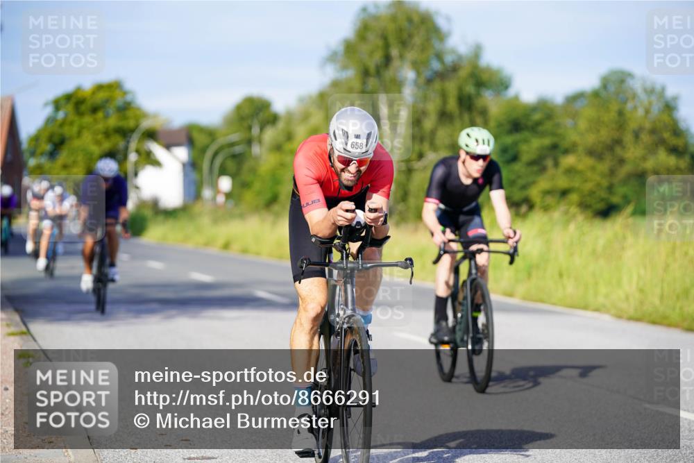31.08.2025 - Elbe Triathlon Hamburg Michael Burmester http://msf.ph/oto/8666291 31.08.2025 09:35:27 Radfahren 272, 276, 412, 468, 492, 595, 603, 658, 764, 778 meine-sportfotos.de
