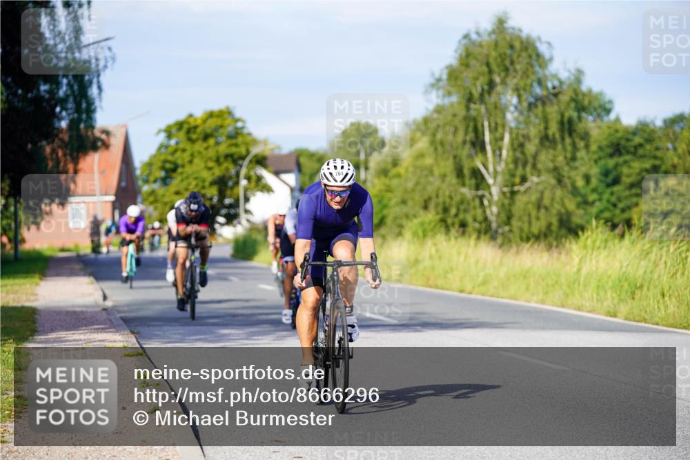 31.08.2025 - Elbe Triathlon Hamburg Michael Burmester http://msf.ph/oto/8666296 31.08.2025 09:35:28 Radfahren 272, 276, 412, 468, 492, 595, 603, 658, 764, 778 meine-sportfotos.de