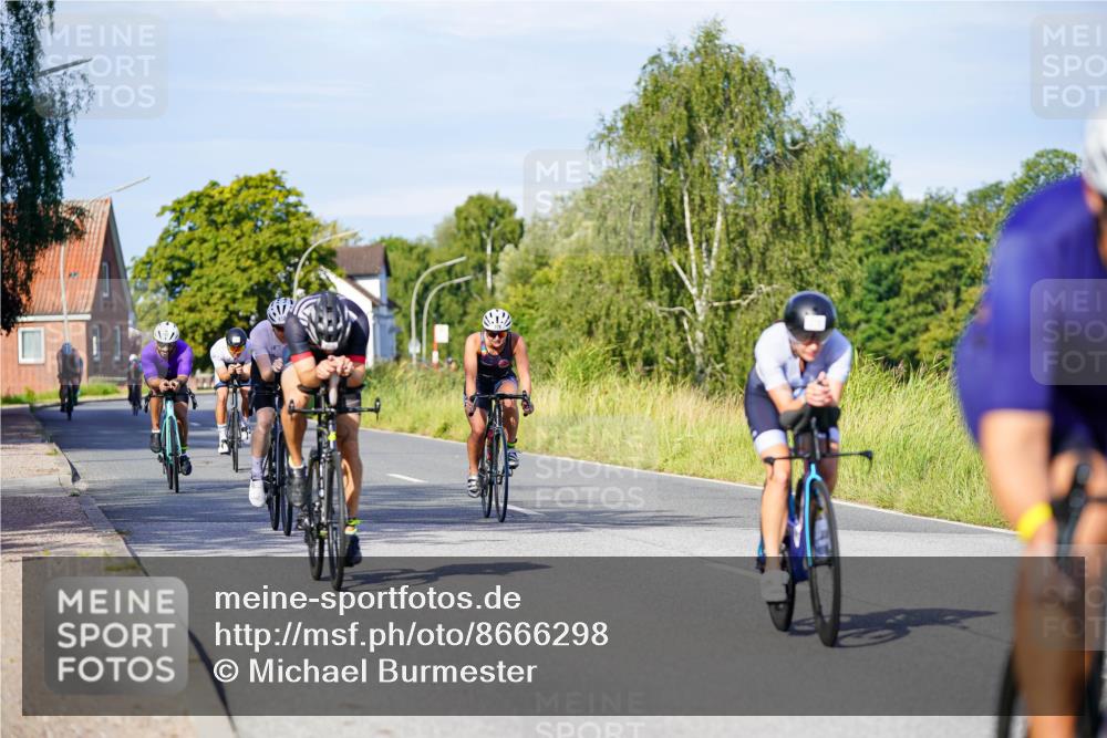 31.08.2025 - Elbe Triathlon Hamburg Michael Burmester http://msf.ph/oto/8666298 31.08.2025 09:35:29 Radfahren 272, 276, 412, 468, 492, 595, 603, 658, 764, 778 meine-sportfotos.de