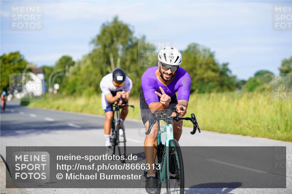 31.08.2025 - Elbe Triathlon Hamburg Michael Burmester http://msf.ph/oto/8666313 31.08.2025 09:35:32 Radfahren 272, 275, 412, 492, 595, 603, 656, 693, 764, 778 meine-sportfotos.de