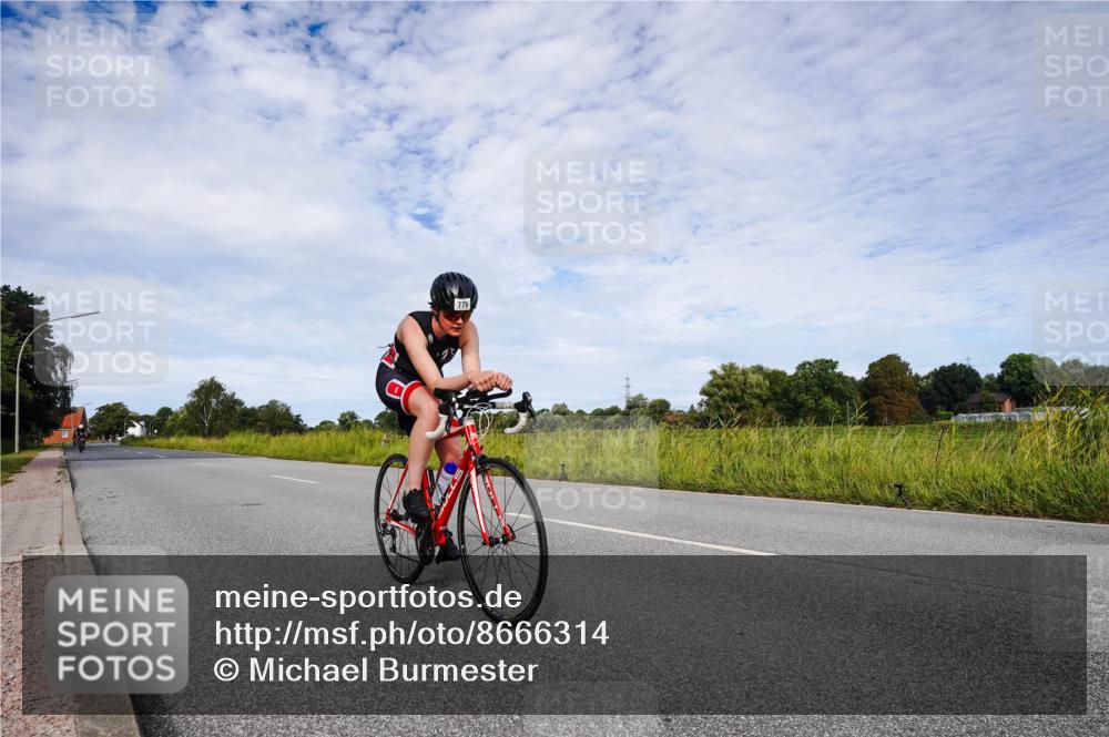 31.08.2025 - Elbe Triathlon Hamburg Michael Burmester http://msf.ph/oto/8666314 31.08.2025 10:27:57 Radfahren 779, 1089 meine-sportfotos.de