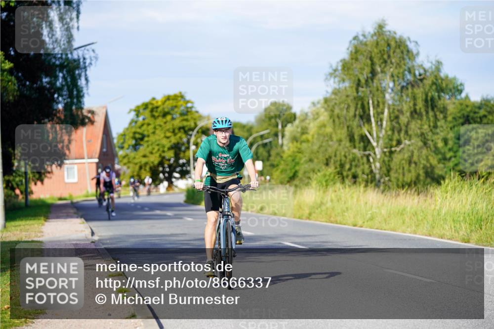 31.08.2025 - Elbe Triathlon Hamburg Michael Burmester http://msf.ph/oto/8666337 31.08.2025 09:35:48 Radfahren 404, 752 meine-sportfotos.de