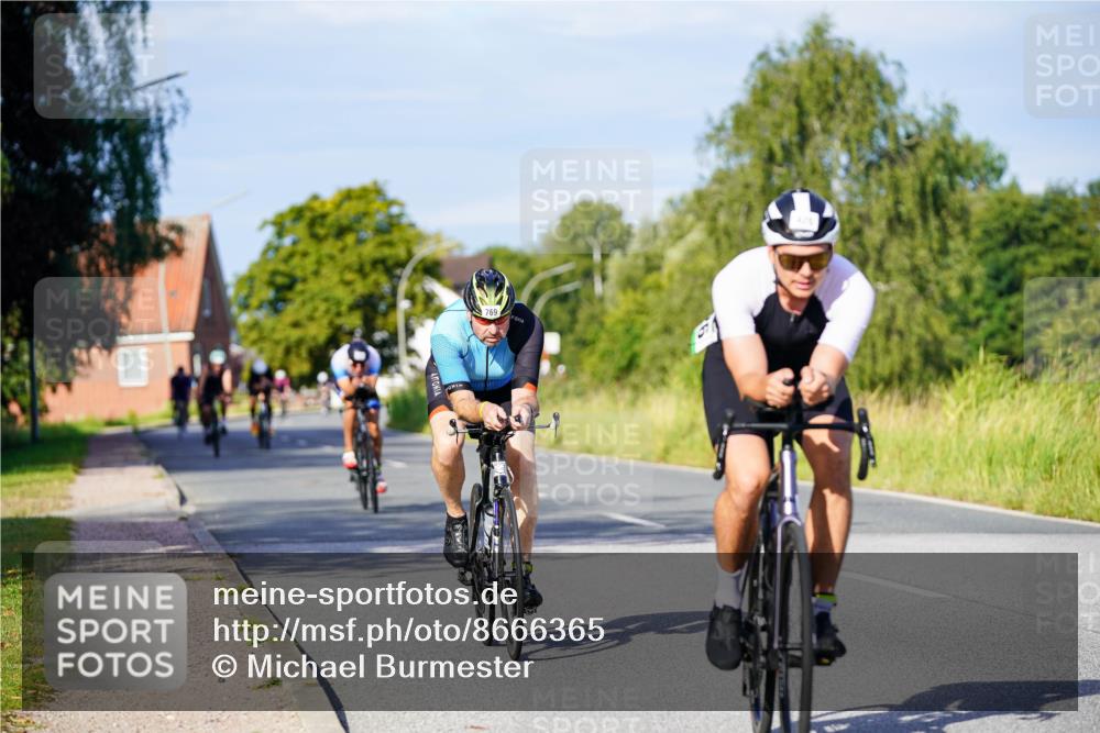 31.08.2025 - Elbe Triathlon Hamburg Michael Burmester http://msf.ph/oto/8666365 31.08.2025 09:36:02 Radfahren 426, 430, 443, 746, 769, 834 meine-sportfotos.de