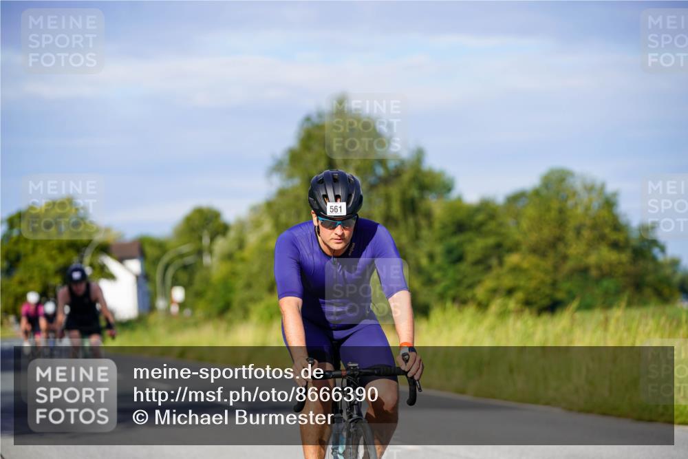 31.08.2025 - Elbe Triathlon Hamburg Michael Burmester http://msf.ph/oto/8666390 31.08.2025 09:36:12 Radfahren 327, 372, 390, 483, 561, 744, 761 meine-sportfotos.de
