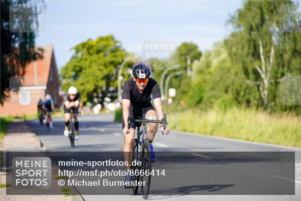31.08.2025 - Elbe Triathlon Hamburg Michael Burmester http://msf.ph/oto/8666414 31.08.2025 09:36:24 Radfahren 482, 517, 671 meine-sportfotos.de