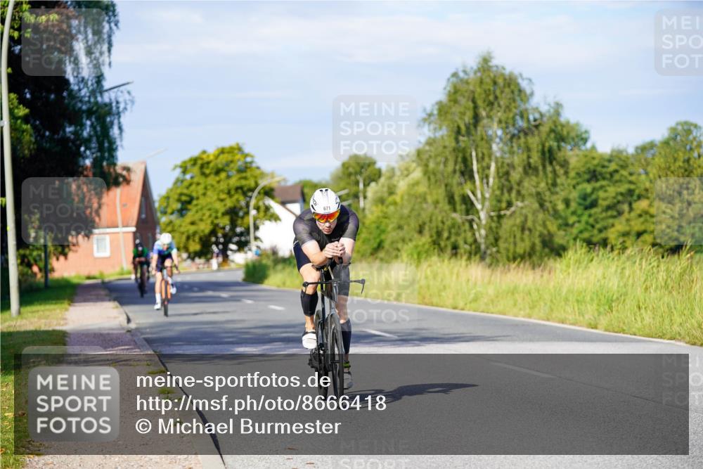 31.08.2025 - Elbe Triathlon Hamburg Michael Burmester http://msf.ph/oto/8666418 31.08.2025 09:36:26 Radfahren 467, 482, 517, 671, 849 meine-sportfotos.de