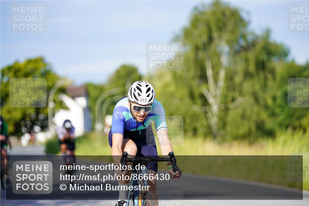 31.08.2025 - Elbe Triathlon Hamburg Michael Burmester http://msf.ph/oto/8666430 31.08.2025 09:36:30 Radfahren 467, 517, 671, 849 meine-sportfotos.de