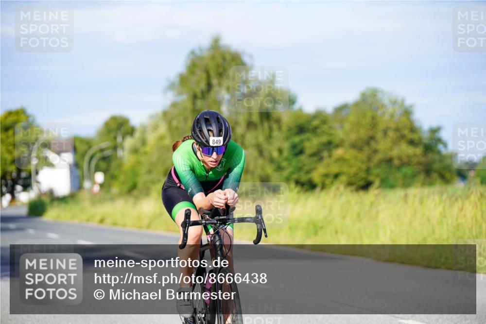 31.08.2025 - Elbe Triathlon Hamburg Michael Burmester http://msf.ph/oto/8666438 31.08.2025 09:36:33 Radfahren 397, 467, 517, 735, 849 meine-sportfotos.de