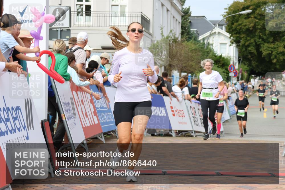 31.08.2025 - 21. Blankeneser Heldenlauf Strokosch-Dieckow http://msf.ph/oto/8666440 31.08.2025 11:16:58 Ziel 3641, 3020, 3708, 3178, 3715 meine-sportfotos.de