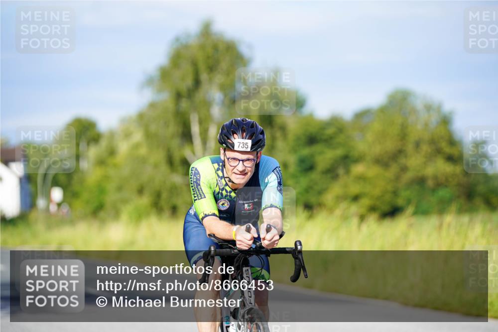 31.08.2025 - Elbe Triathlon Hamburg Michael Burmester http://msf.ph/oto/8666453 31.08.2025 09:36:40 Radfahren 397, 429, 651, 703, 735 meine-sportfotos.de