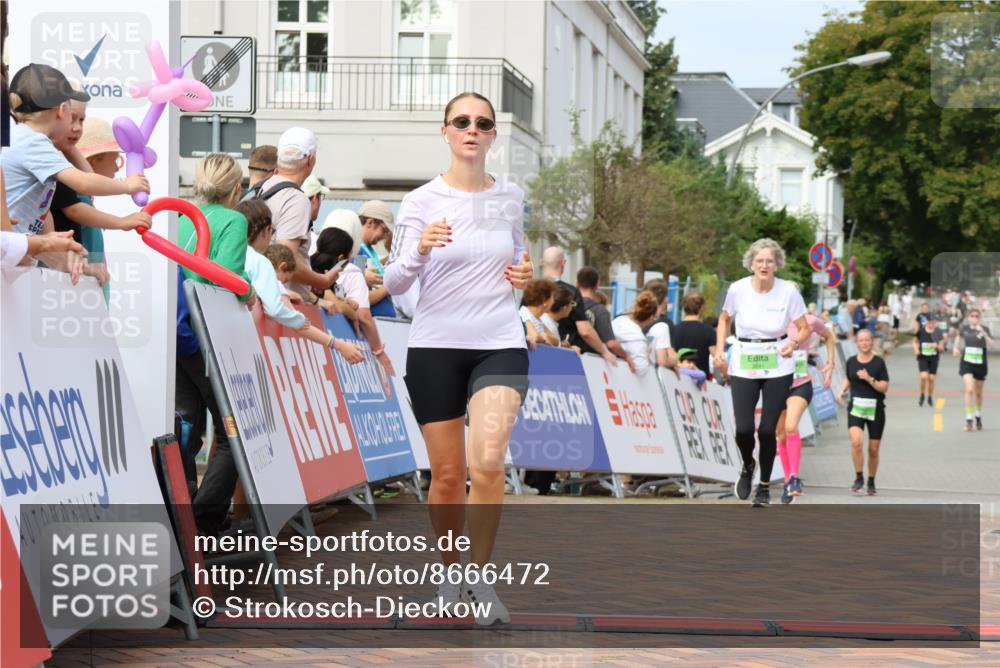 31.08.2025 - 21. Blankeneser Heldenlauf Strokosch-Dieckow http://msf.ph/oto/8666472 31.08.2025 11:16:57 Ziel 3641, 3020, 3708, 3178, 3715 meine-sportfotos.de