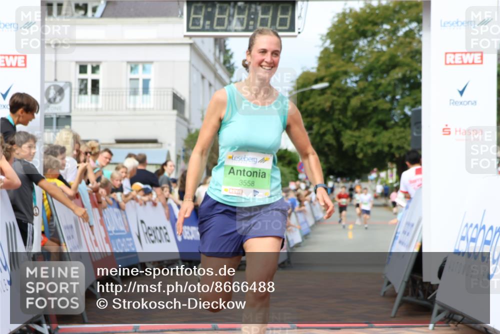 31.08.2025 - 21. Blankeneser Heldenlauf Strokosch-Dieckow http://msf.ph/oto/8666488 31.08.2025 10:58:25 Ziel 3558 meine-sportfotos.de