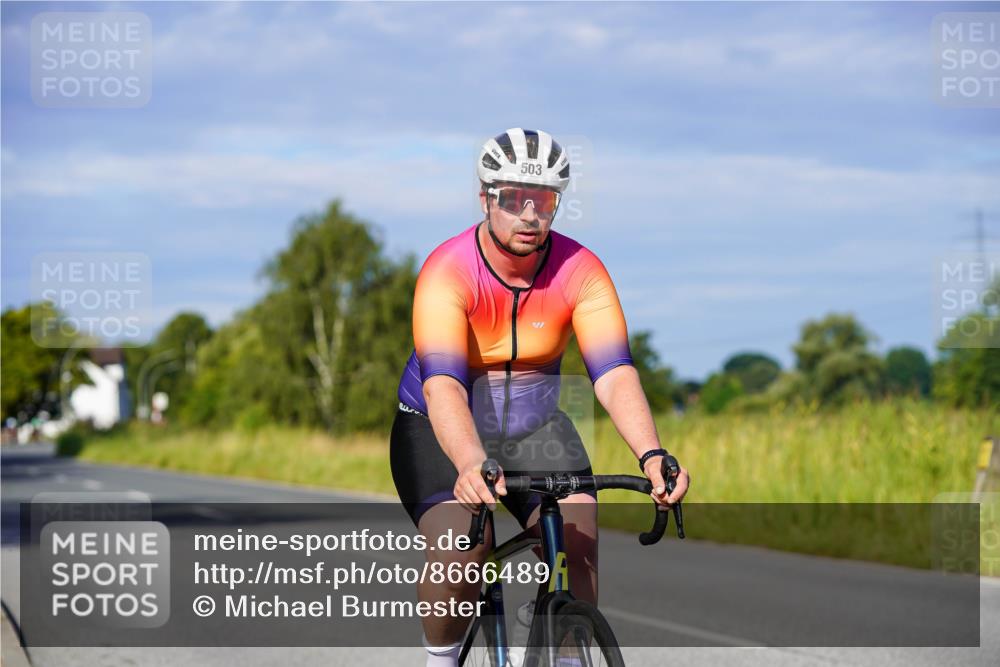 31.08.2025 - Elbe Triathlon Hamburg Michael Burmester http://msf.ph/oto/8666489 31.08.2025 09:37:02 Radfahren 344, 436, 503, 695, 747 meine-sportfotos.de