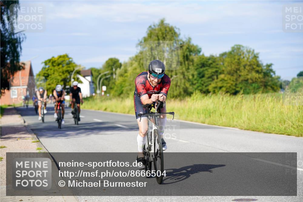31.08.2025 - Elbe Triathlon Hamburg Michael Burmester http://msf.ph/oto/8666504 31.08.2025 09:37:09 Radfahren 254, 309, 325, 436, 470, 626, 677, 695, 747 meine-sportfotos.de