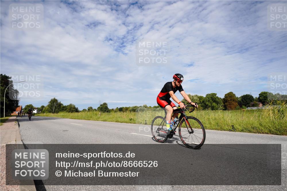 31.08.2025 - Elbe Triathlon Hamburg Michael Burmester http://msf.ph/oto/8666526 31.08.2025 10:32:29 Radfahren 732, 811, 1185, 1208 meine-sportfotos.de