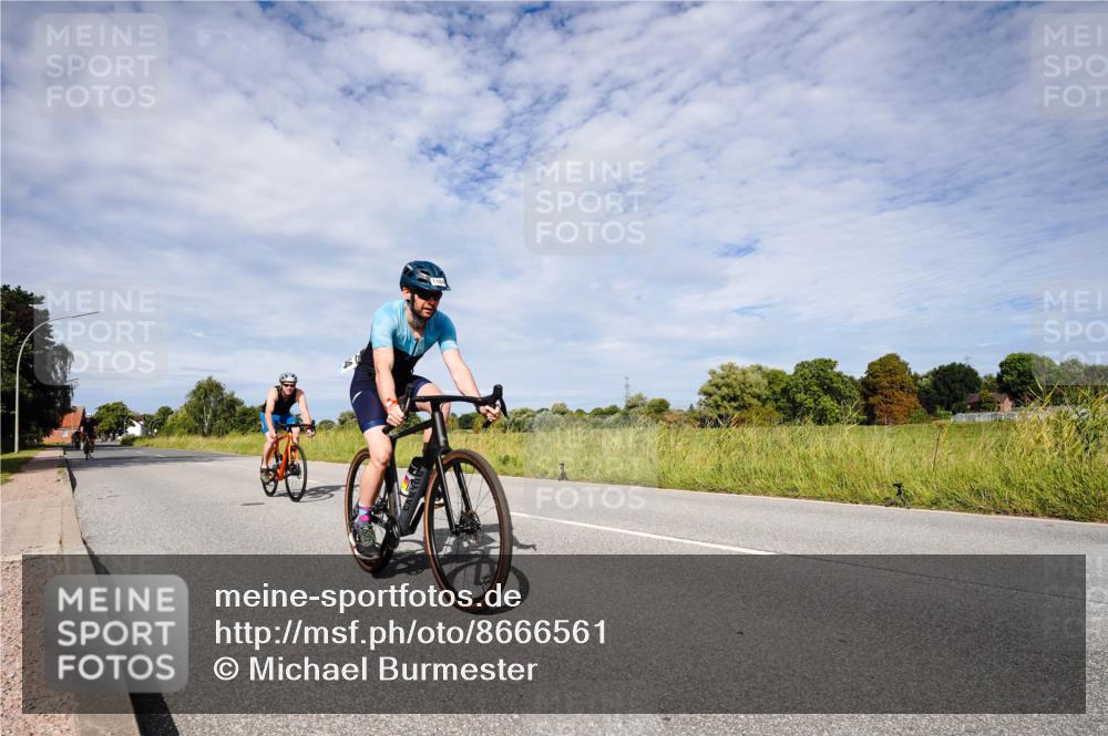 31.08.2025 - Elbe Triathlon Hamburg Michael Burmester http://msf.ph/oto/8666561 31.08.2025 10:33:10 Radfahren 1112, 1116, 1139, 1169, 1170, 1184, 1243 meine-sportfotos.de
