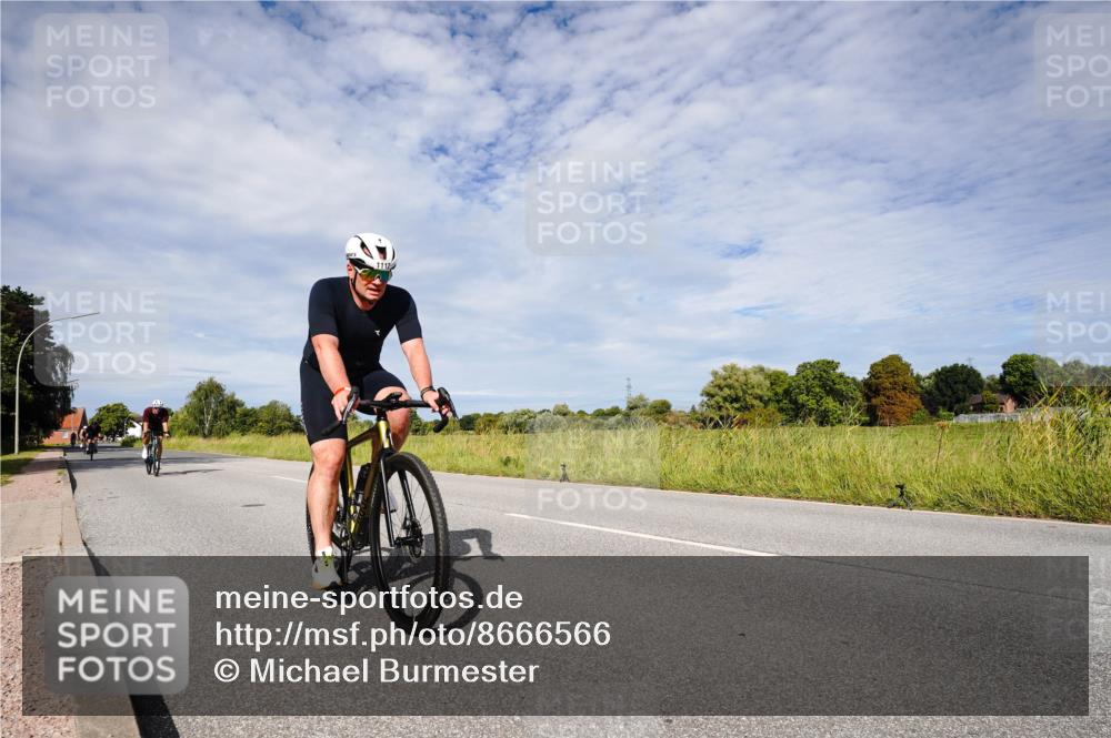 31.08.2025 - Elbe Triathlon Hamburg Michael Burmester http://msf.ph/oto/8666566 31.08.2025 10:33:13 Radfahren 1112, 1139, 1169, 1170, 1184, 1243 meine-sportfotos.de