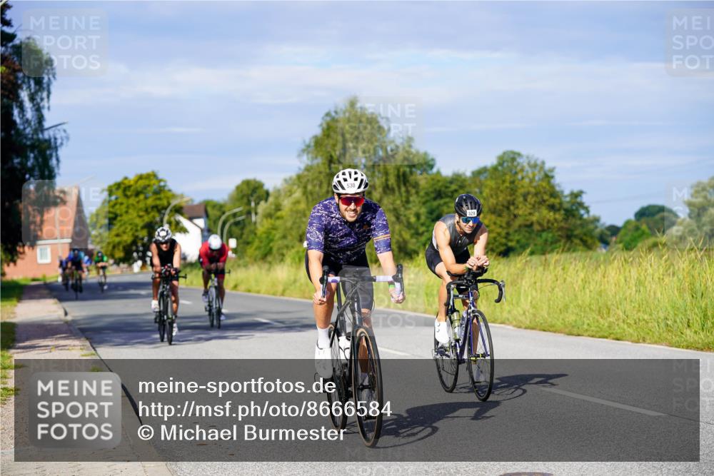 31.08.2025 - Elbe Triathlon Hamburg Michael Burmester http://msf.ph/oto/8666584 31.08.2025 09:37:27 Radfahren 331, 474, 479, 529, 530, 543, 690, 728, 741 meine-sportfotos.de