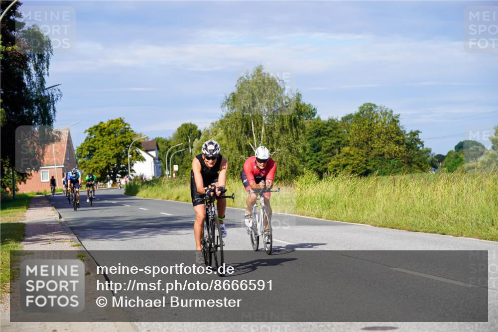 31.08.2025 - Elbe Triathlon Hamburg Michael Burmester http://msf.ph/oto/8666591 31.08.2025 09:37:28 Radfahren 270, 331, 479, 529, 530, 543, 690, 728, 741 meine-sportfotos.de