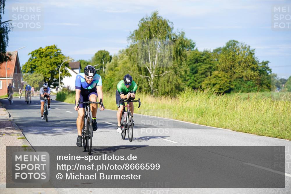 31.08.2025 - Elbe Triathlon Hamburg Michael Burmester http://msf.ph/oto/8666599 31.08.2025 09:37:32 Radfahren 270, 331, 386, 543, 575, 690, 741, 925 meine-sportfotos.de