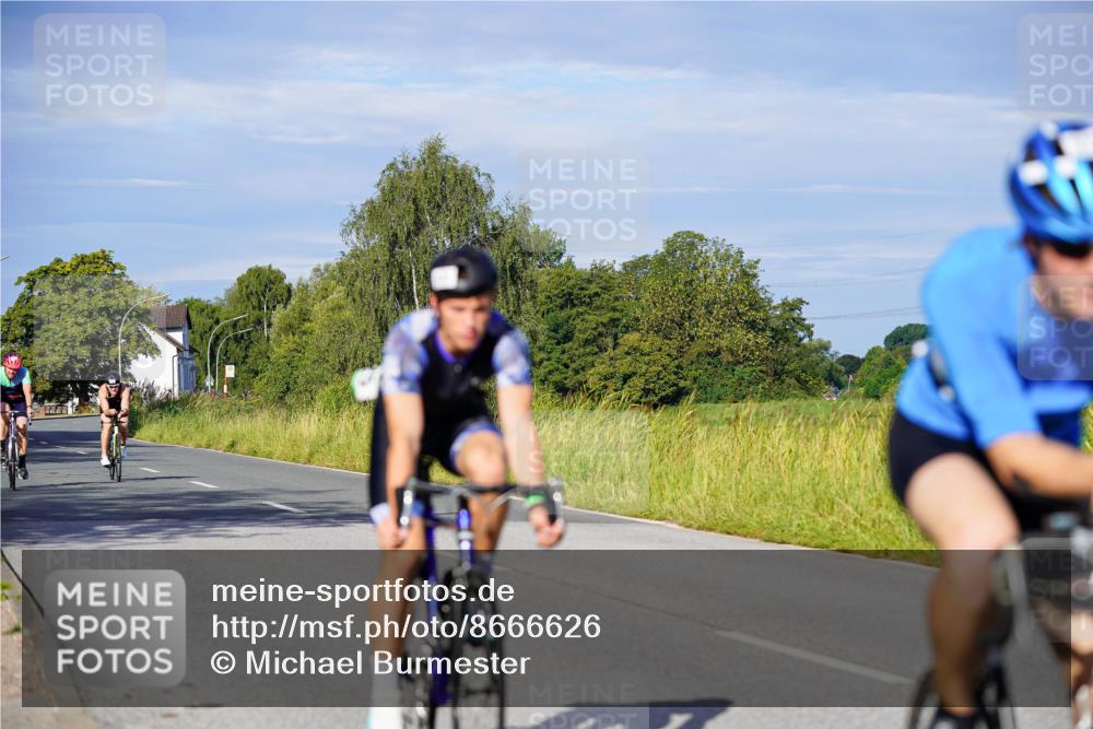 31.08.2025 - Elbe Triathlon Hamburg Michael Burmester http://msf.ph/oto/8666626 31.08.2025 09:37:40 Radfahren 386, 389, 575, 587, 925 meine-sportfotos.de