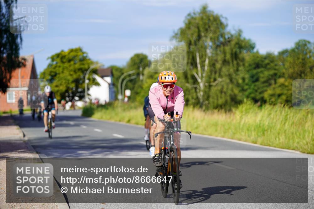 31.08.2025 - Elbe Triathlon Hamburg Michael Burmester http://msf.ph/oto/8666647 31.08.2025 09:37:49 Radfahren 351, 371, 379, 456, 512, 597, 704, 768 meine-sportfotos.de